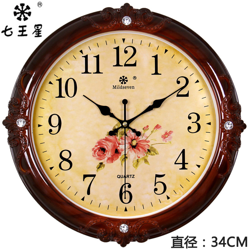 9815 개의 붉은 나뭇결 꽃이 피고 13 인치 (지름 33cm)