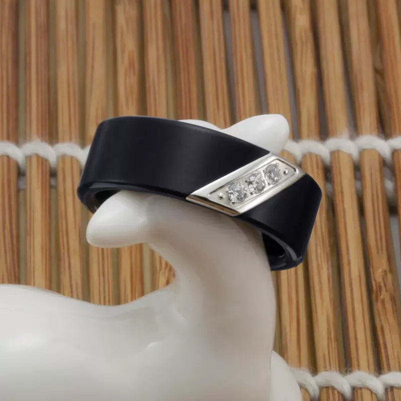 新品钨金镶三颗钻情侣戒指对戒指环日韩版刻字情人节礼物简约男