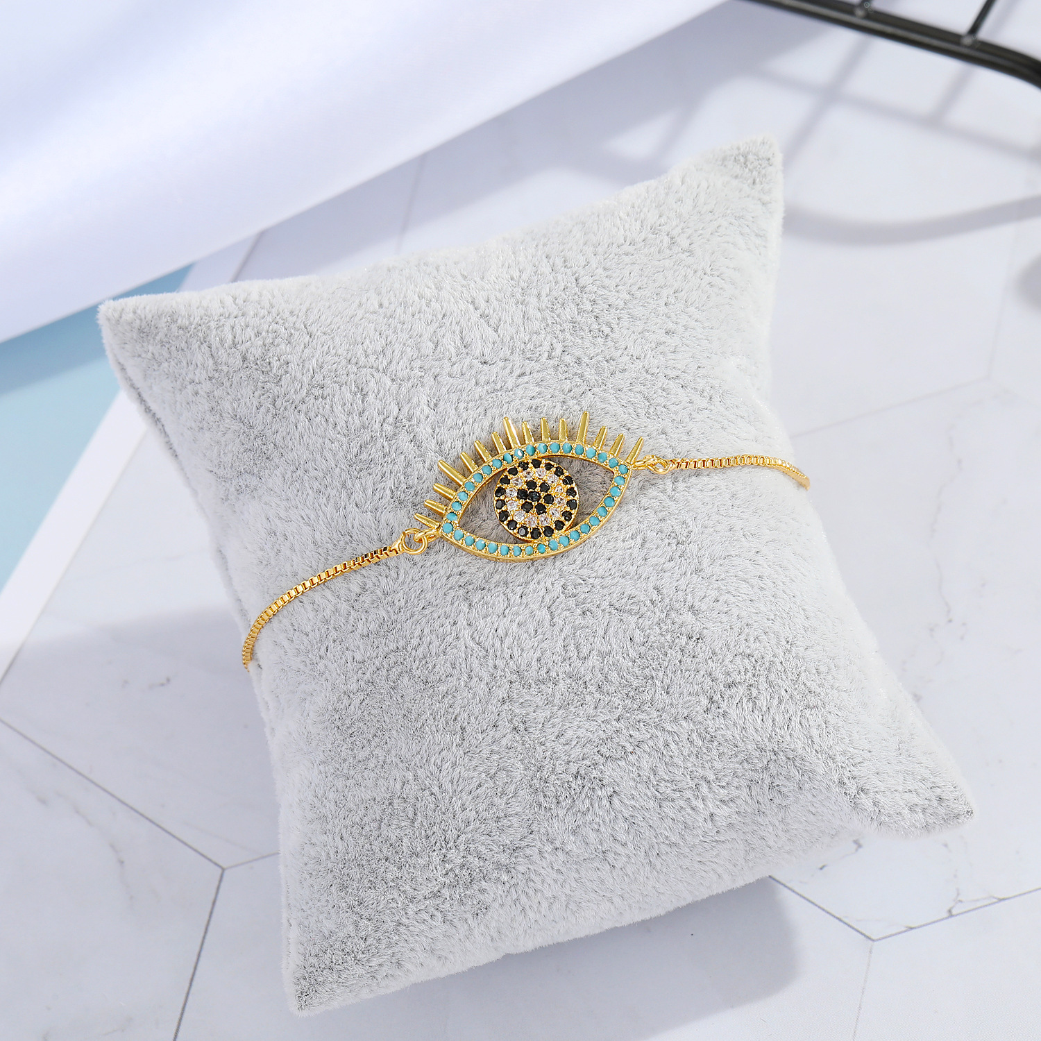 10g Weight No Inlaid Inlay Material Bracelets Classification Wedding, Travel, Birthday, Festival Occasion Alloy Material Geometric Pattern Women'S Gender White, Green Color Geometric No Inlaid Alloy Chain & Link Bracelets Wholesale 2