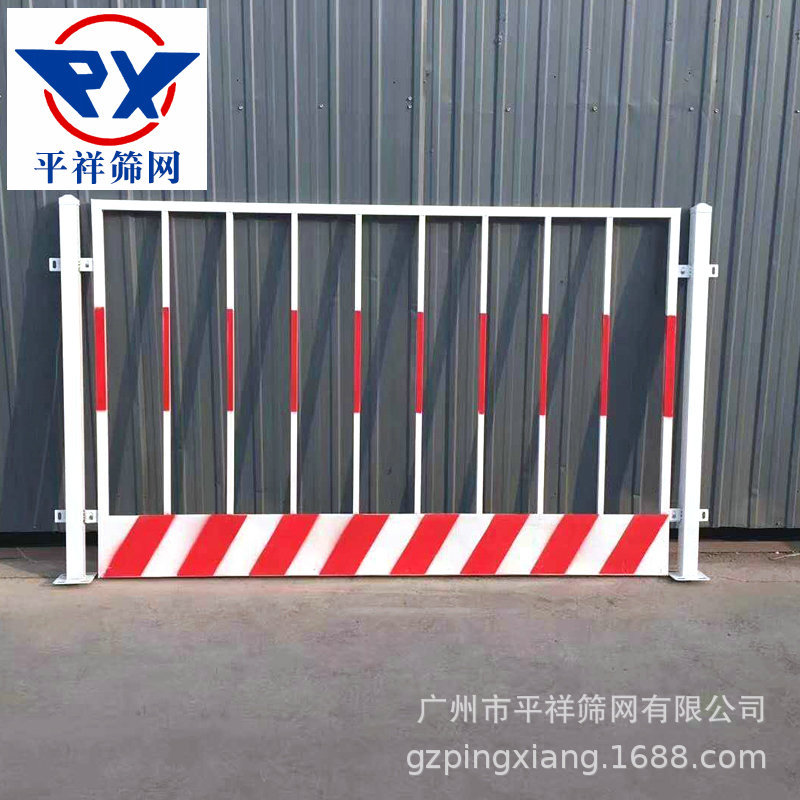 厂家供应工地基坑临边护栏 建筑施工安全防护栏 地铁施工警示栏