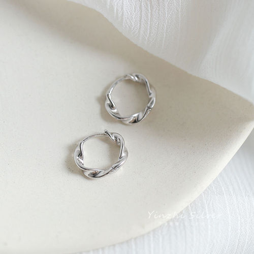 S925 silver earrings  new trendy earrings for women with cold style niche circle earrings and versatile temperament