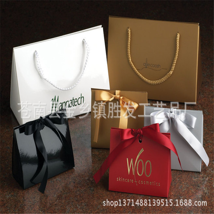 厂家定做 白卡服装手提袋 包装袋纸袋 订做礼品袋 现货批发印logo