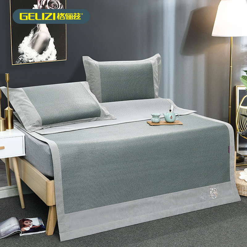 新品夏季天然冰藤席冰丝凉席席三件套可折叠1.8m厂家批发冰丝藤席