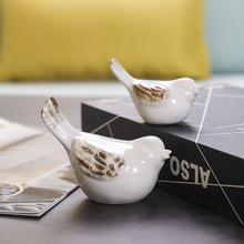 創意簡約現代飾品家居客廳軟裝擺件仿真動物陶瓷小鳥喜鵲桌面擺設