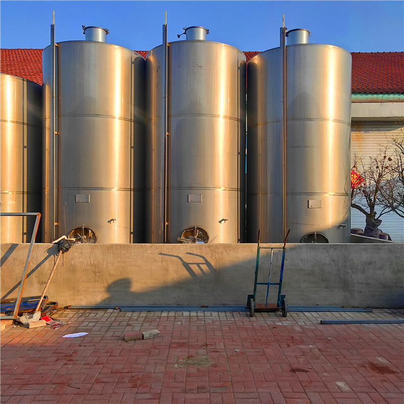 聚飞加工不锈钢酒罐密封口水果发酵罐 304材质存酒罐 酿酒设备机