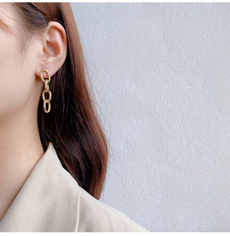 2020 New Fashionable Metal Chain Earrings Women's Korean-style Elegant Long Fringe Earrings Cold Earrings display picture 1