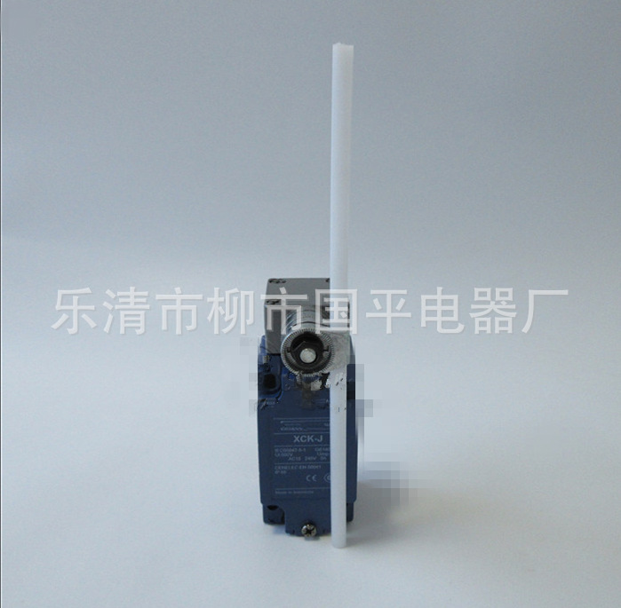 销售 行程开关ZV10H235-11Z-M20限位开关 质保1年