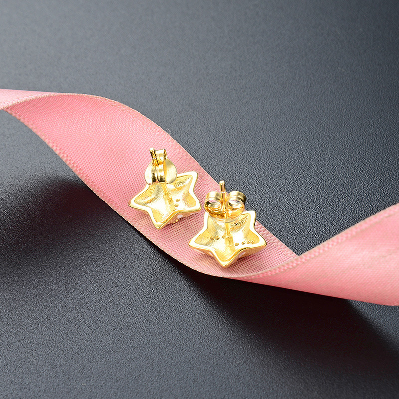 Pendientes estrella 925 Luz de plata esterlina temperamento de lujo diseño de nicho de alto grado pendientes de estrella de cinco puntas pendientes transfronterizos para niñas