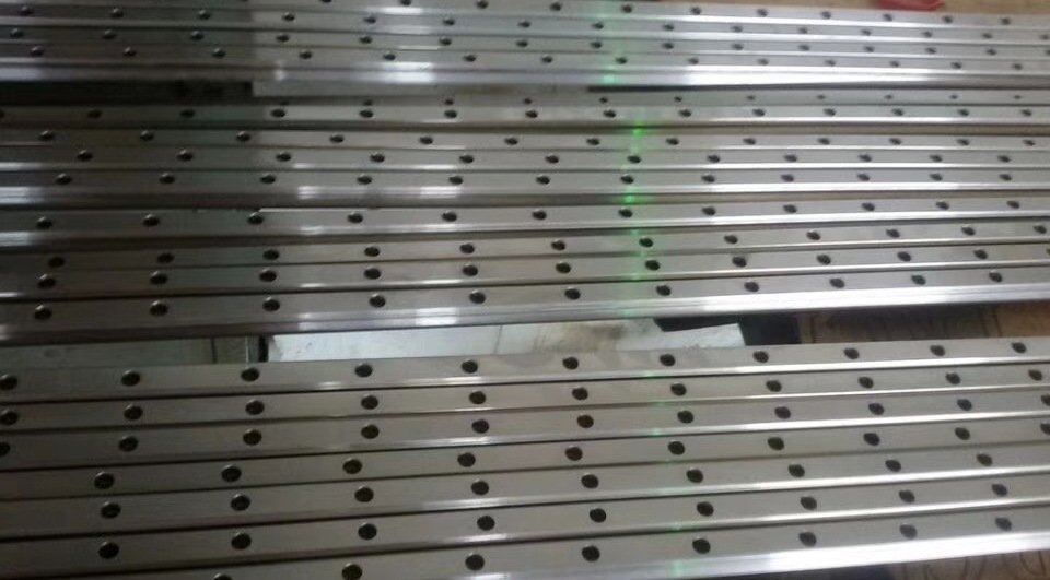 生产直线导轨20，25，30  导轨长度整料6米 3米 4米