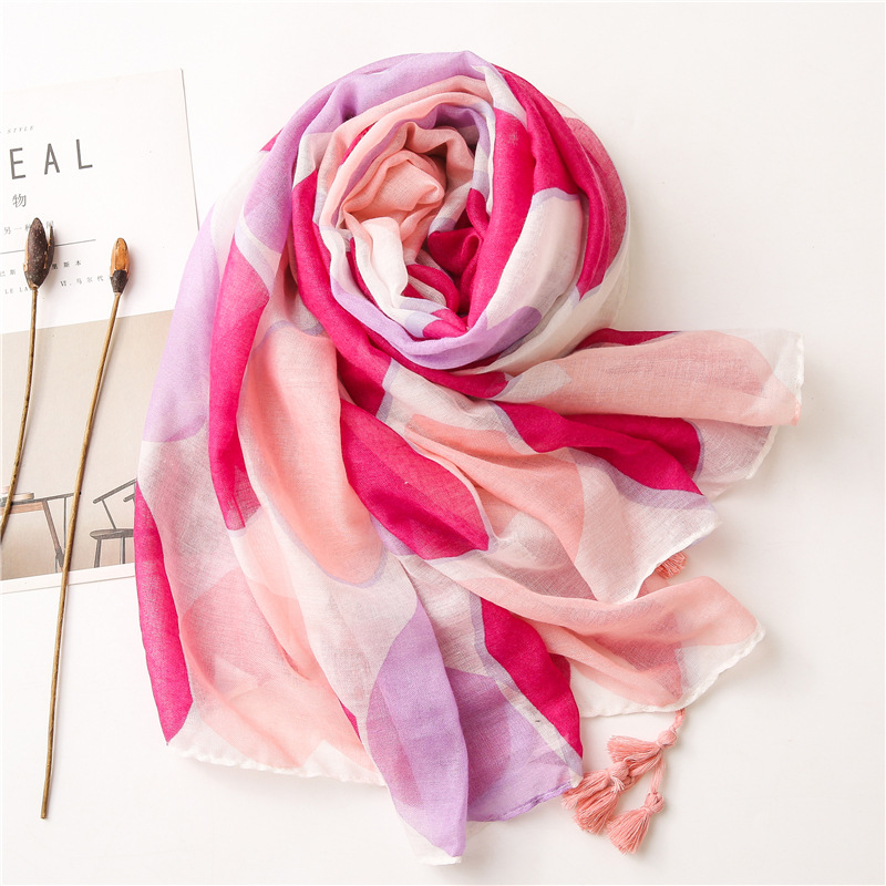 Hot Selling Pink Peach Heart Scarf Long Sunscreen Shawl display picture 5