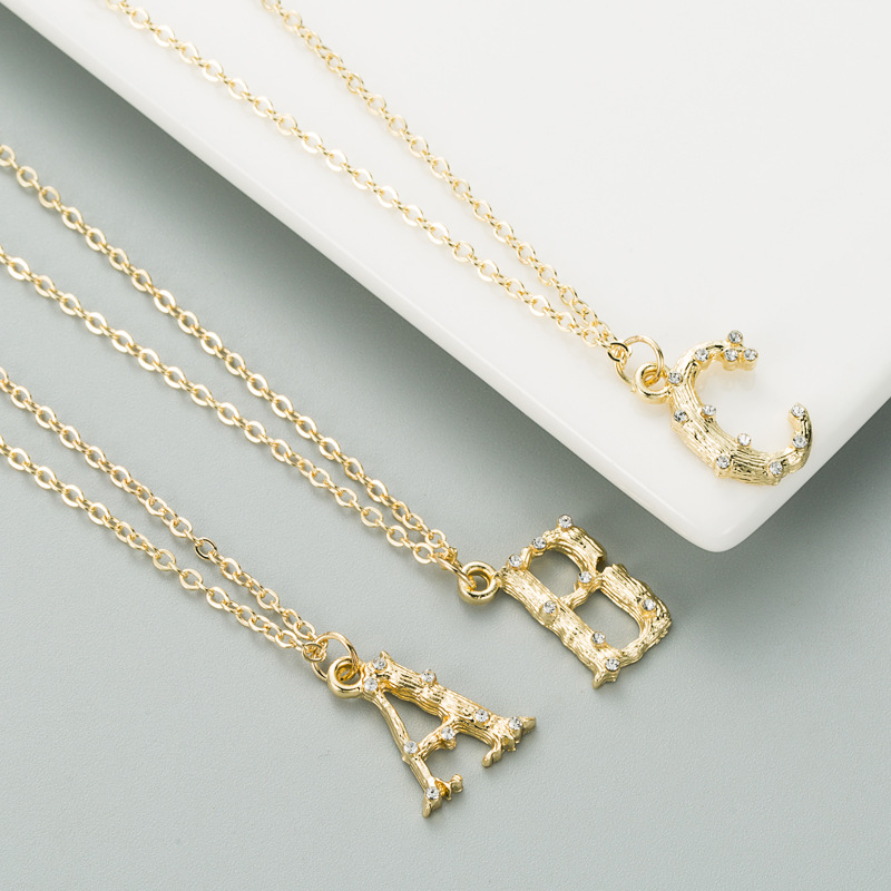 fashionable 26 English alphabet alloy microinlaid zircon necklacepicture2