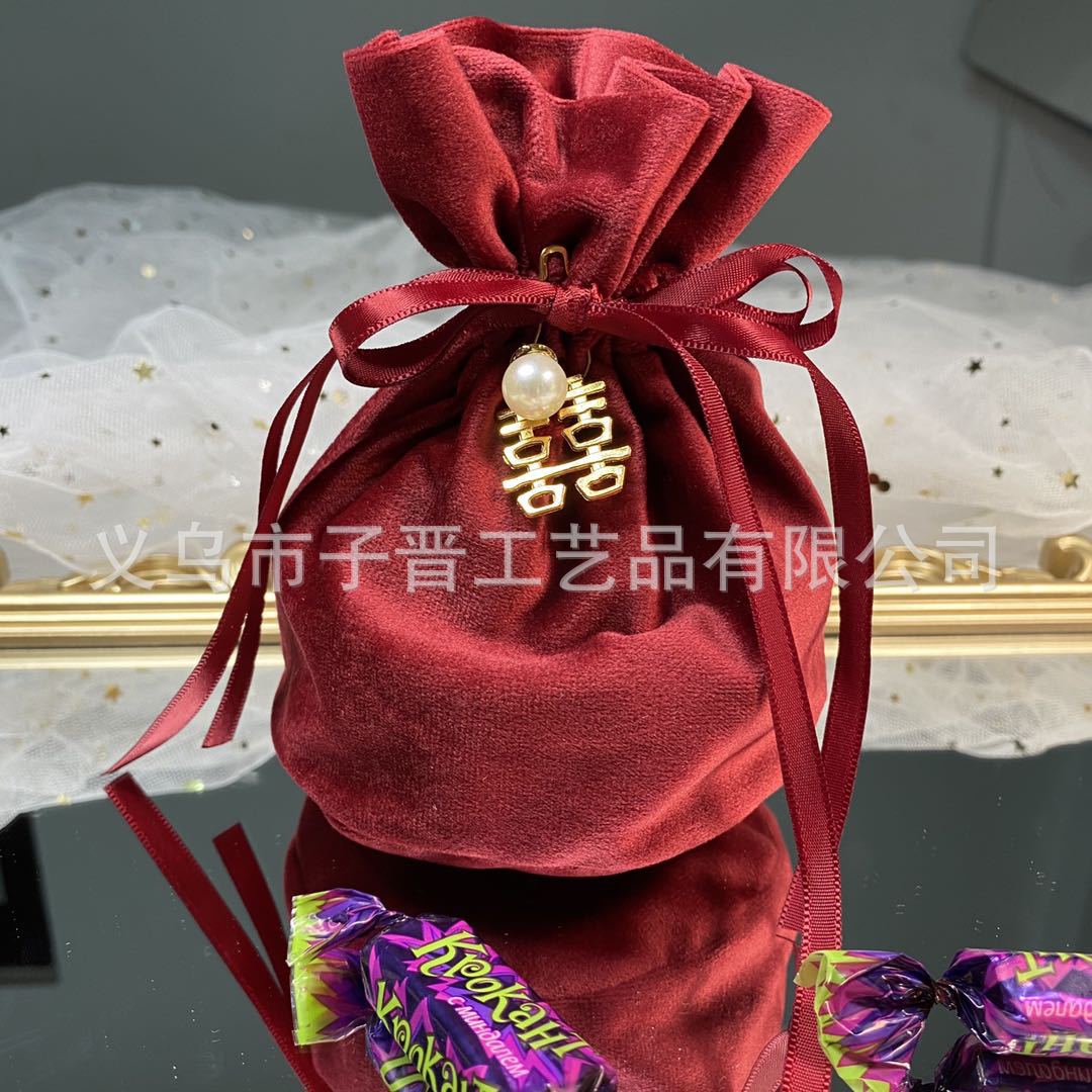结婚丝绒喜糖袋小红书婚礼喜糖伴手礼婚庆喜糖盒创意生日满月糖袋