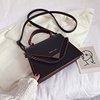 Small small bag, shoulder bag, fashionable one-shoulder bag, chain, trend of season