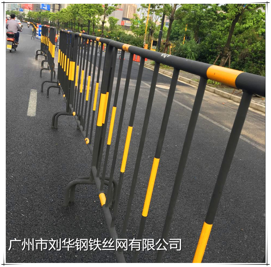 广场防撞栏地铁站分流隔离围栏 商场活动排队护栏 不锈钢铁马护栏
