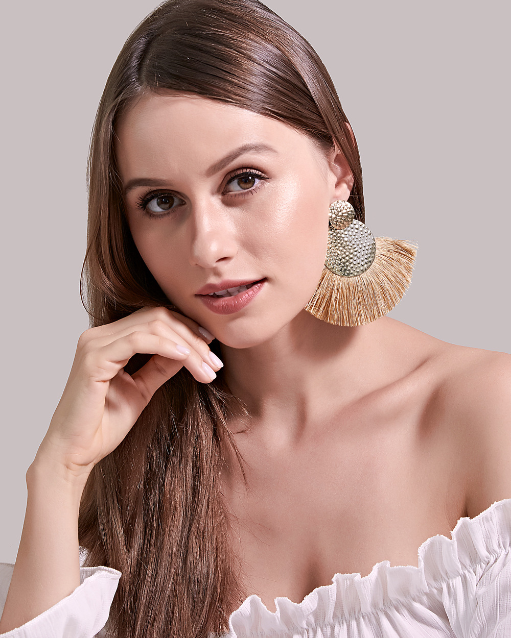 Bohemian Earrings Handmade Fan-shaped Tassel Earrings Fashion Creative Earrings Wholesale Nihaojewelry display picture 2