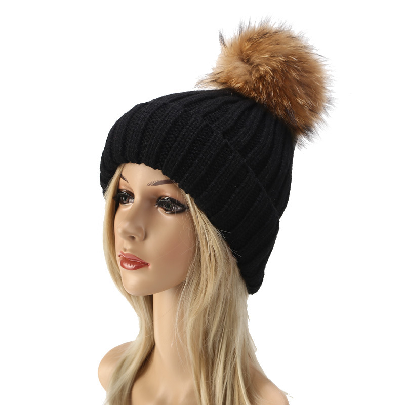 Unisex Basic Classic Style Solid Color Pom Poms Eaveless Wool Cap display picture 1