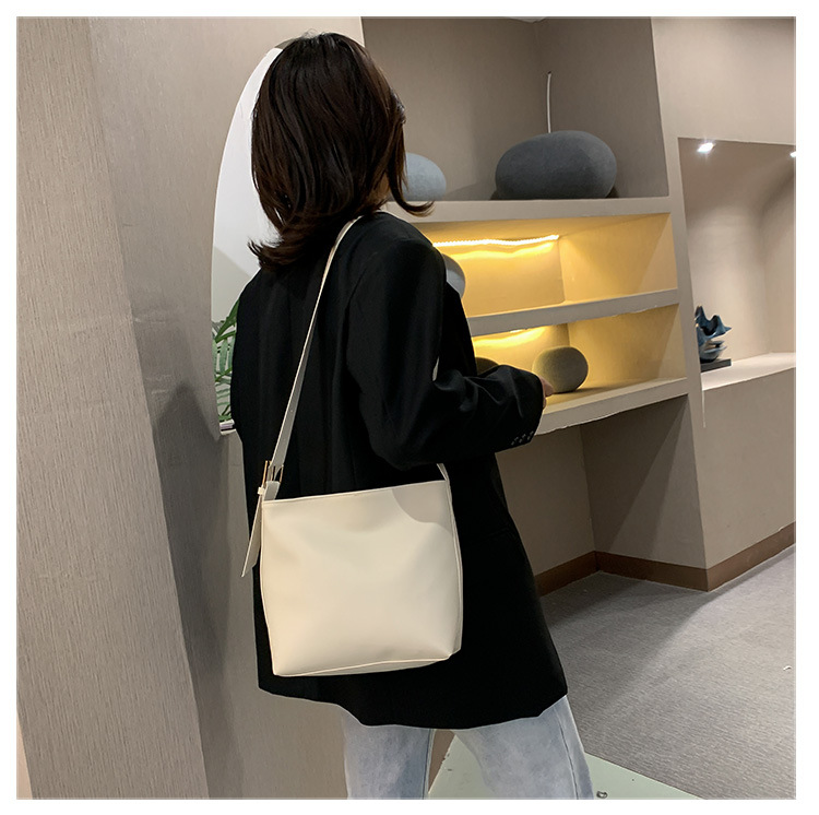 New  Retro Casual Tote Bag display picture 18