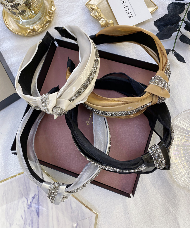 Korean version of pearl studded knotted hoop, simple elegant, with diamond bars in the middle wide edge headband, tied_voghion.com