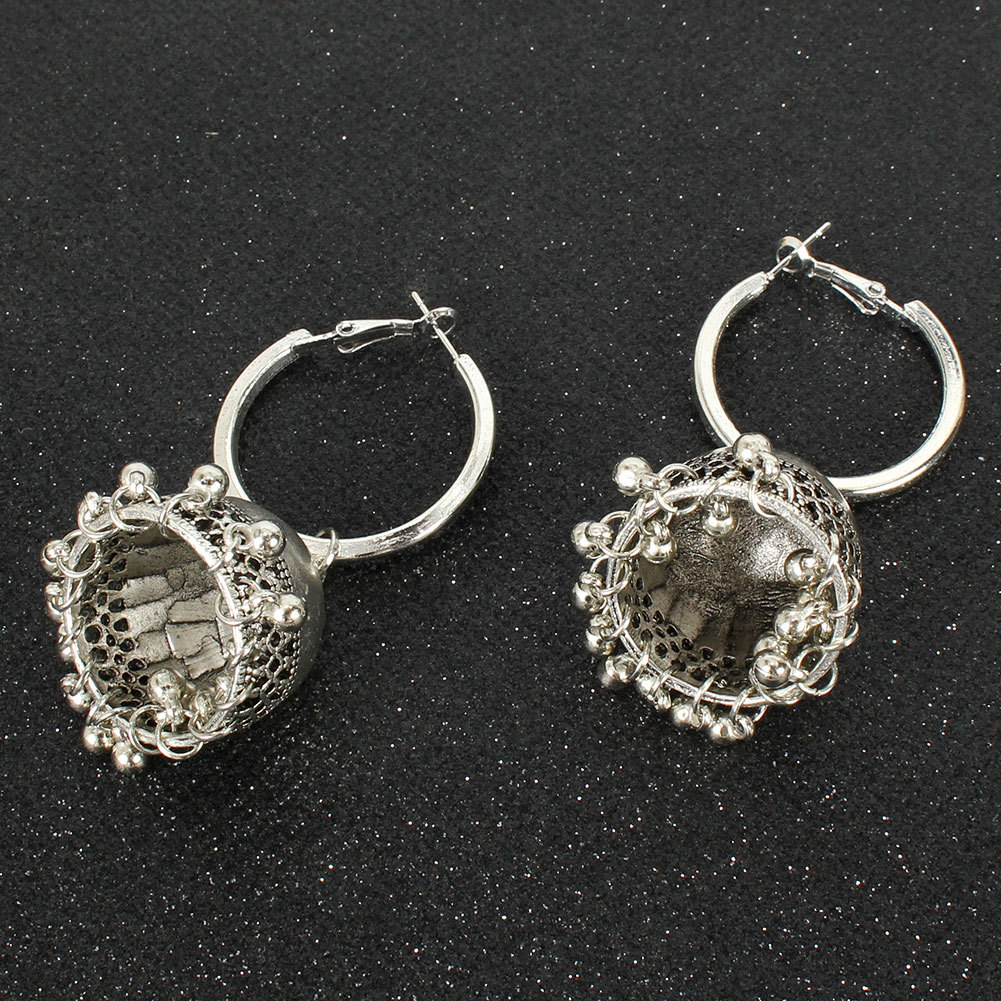 Boucles D'oreilles Cloche Géométrique Mode Boucles D'oreilles Rétro En Alliage Simple En Gros Nihaojewelry display picture 4