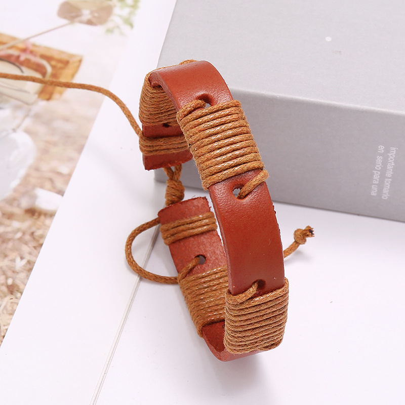 Punk Jewelry New Retro Woven Cowhide Bracelet Simple Leather Bracelet Hot Accessories Wholesale Nihaojewelry display picture 2