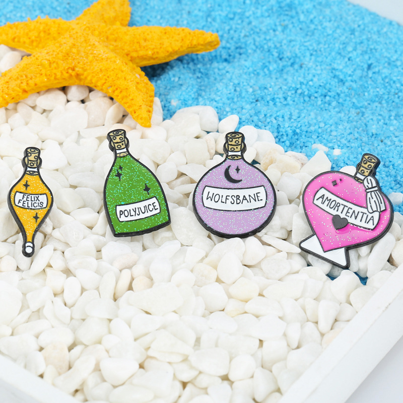 Alloy Material Unisex Gender Cartoon Style Pin Alloy Plating No Inlaid Unisex Brooches