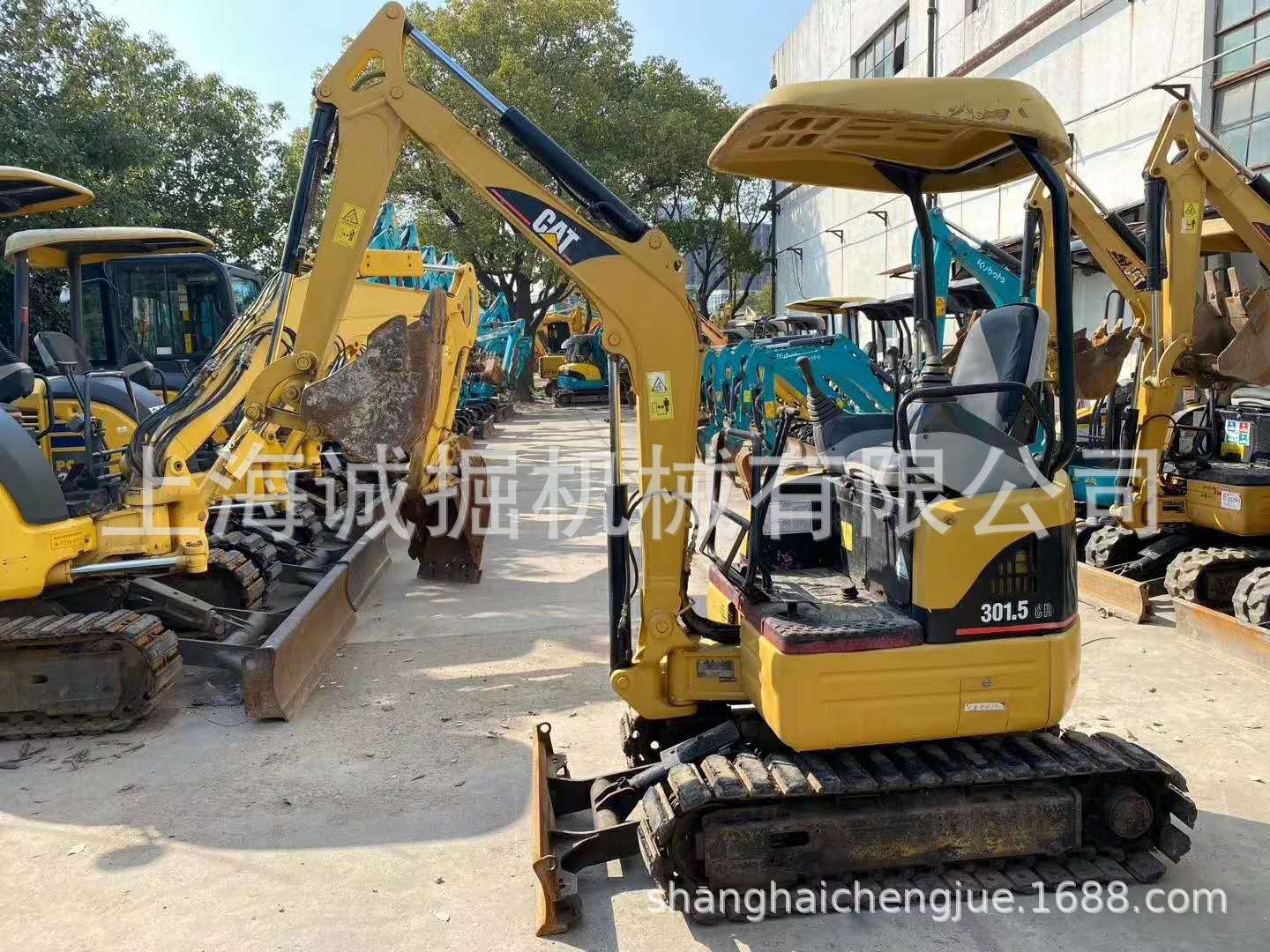 卡特301.5挖掘机 卡特小型挖掘机 二手卡特挖机