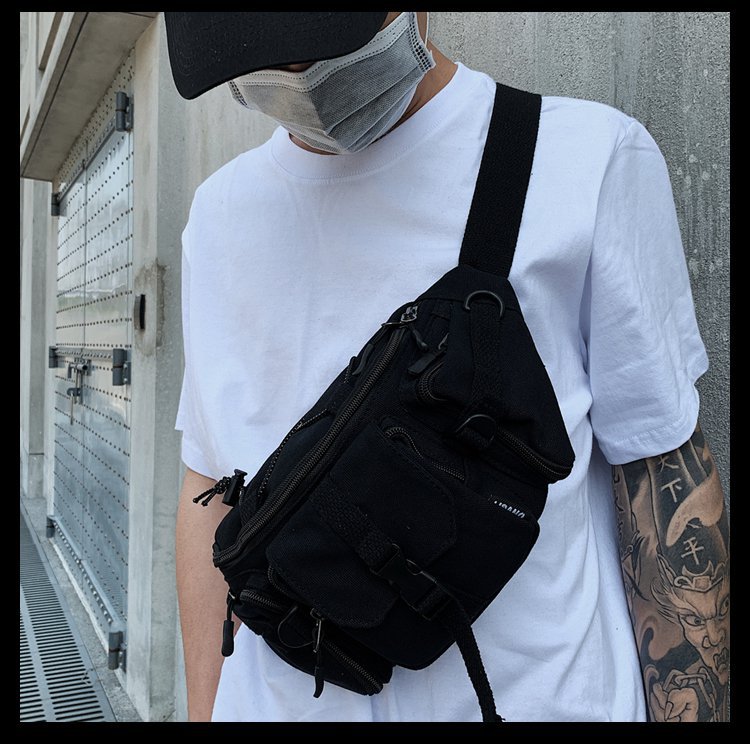 Street Trend One-shoulder Hip-hop Casual Jungen Brusttasche Mode Persönlichkeit Gürteltasche display picture 2