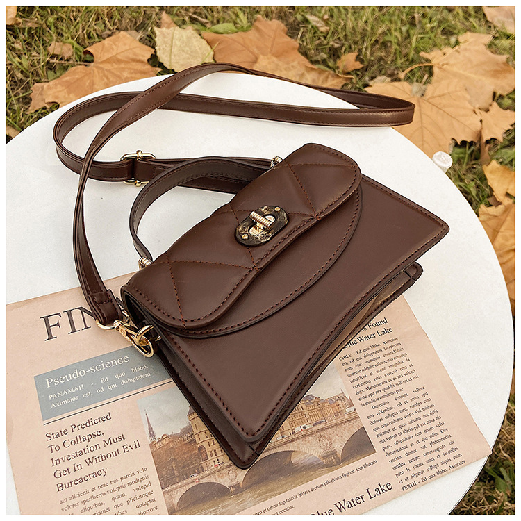 New Trendy Rhombus Portable Small Square Bag display picture 14