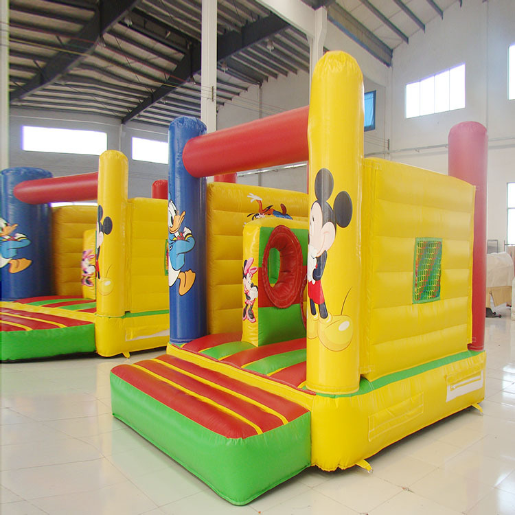 厂家直销 尺寸可以定制的玩具 儿童城堡 立体展示广告气模