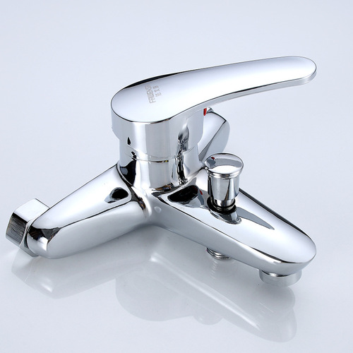 Factory wholesale in-wall type copper Celio three-in-one concealed mixing valve bathtub cold and hot bathroom shower head faucet