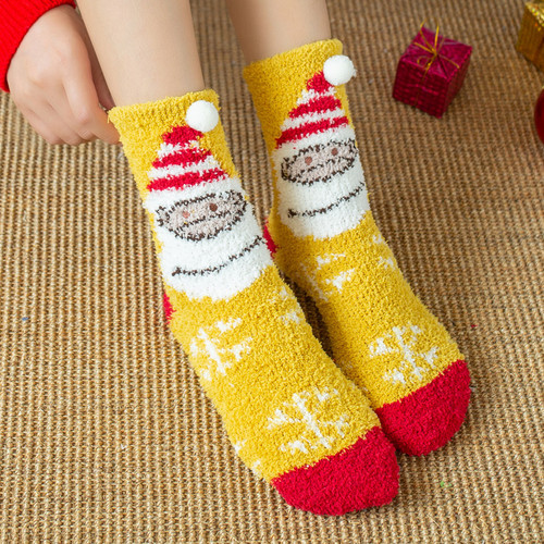 Cross-border Amazon coral velvet Christmas socks three-dimensional cartoon pattern old man elk socks wholesale floor socks sleep