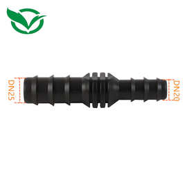 农业灌溉PE管配件倒刺承插直通PE管 25转20倒刺直通接头