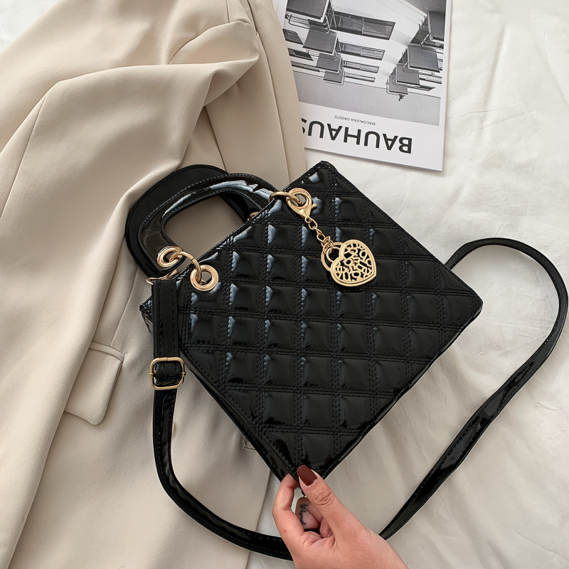 Spring And Summer New Pu Daifei Bag Color Patent Leather Single Shoulder Slant Cross Bag Embroidered Line Lattice Handbag