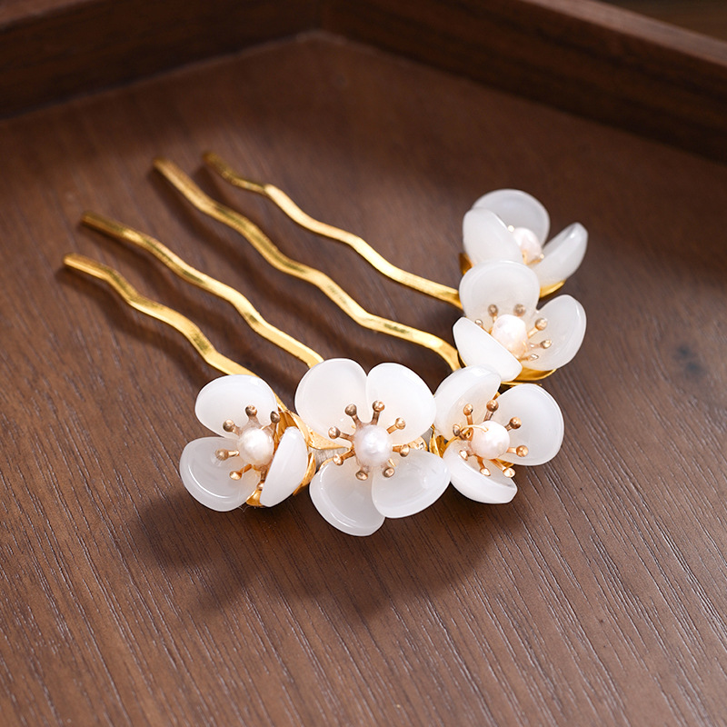 Women's Gender Women's Chinoiserie Retro Flower Crystal Hair Sticks