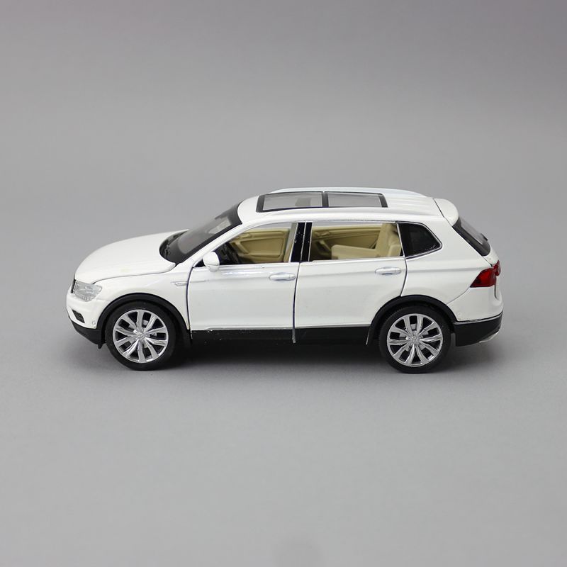 Volkswagen Tiguan L (14).JPG