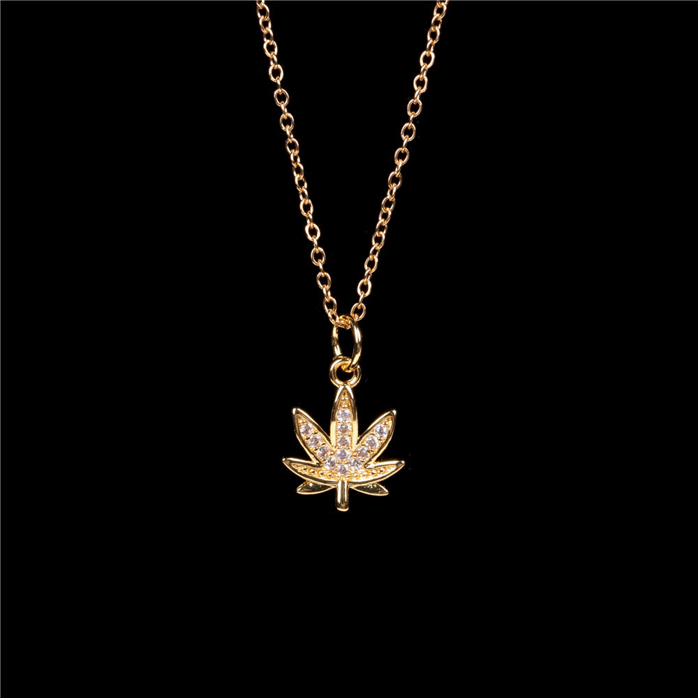 Wholesale Fashion New Smart Angel Niche  Micro Diamond Copper Pendant Necklace For Women display picture 2