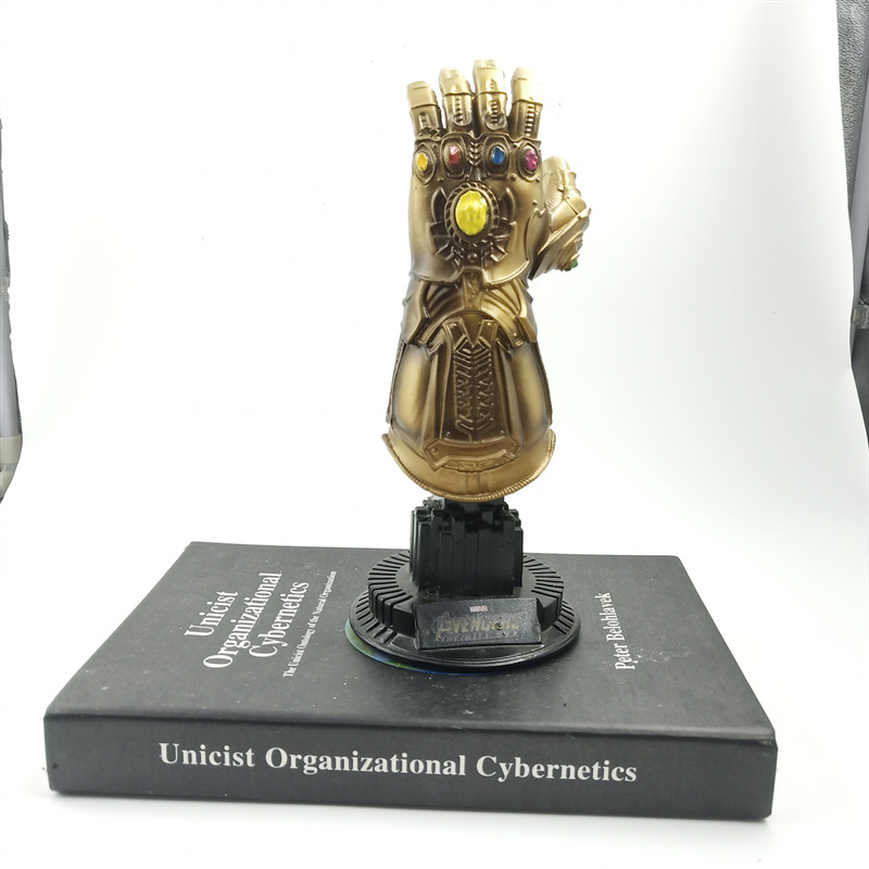 Avengers 3 Unlimited war glove Weapons 16 resin Garage Kit Decoration