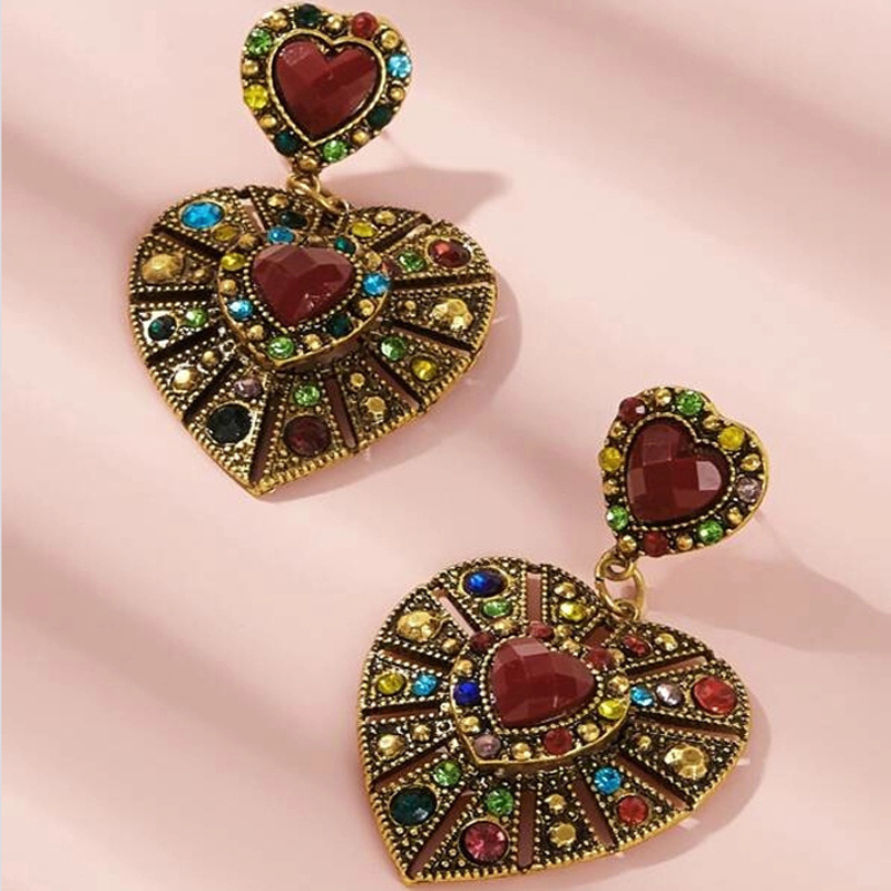 Retro Heart Color Diamond Pendant Earrings display picture 1