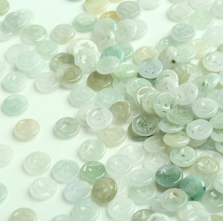 Jade Jade Jade money buckle Jade hollow safe buckle parts DIY hand woven jewelry accessories wholesale