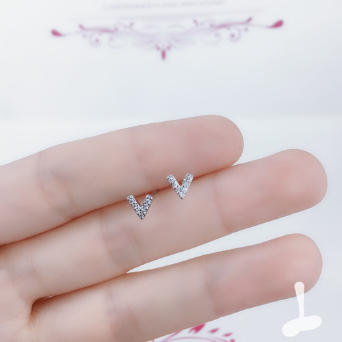 Stall 925 silver needle earrings, unique design sense, one-week earrings, minimalist and small, diamond gold earrings, collection of 21