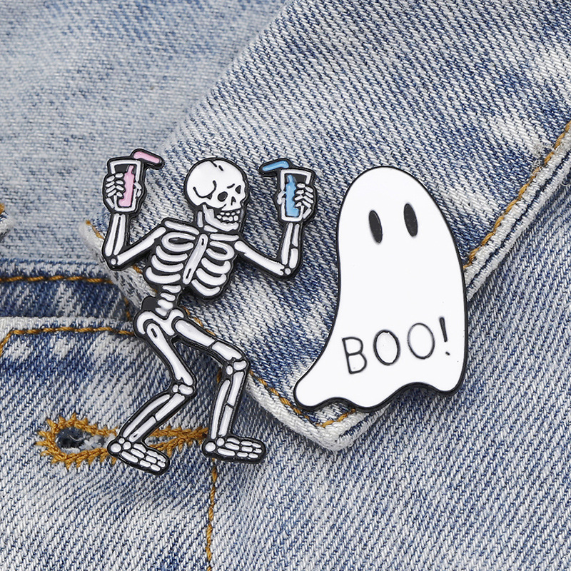 Broche Crâne Fun Halloween Rétro display picture 3