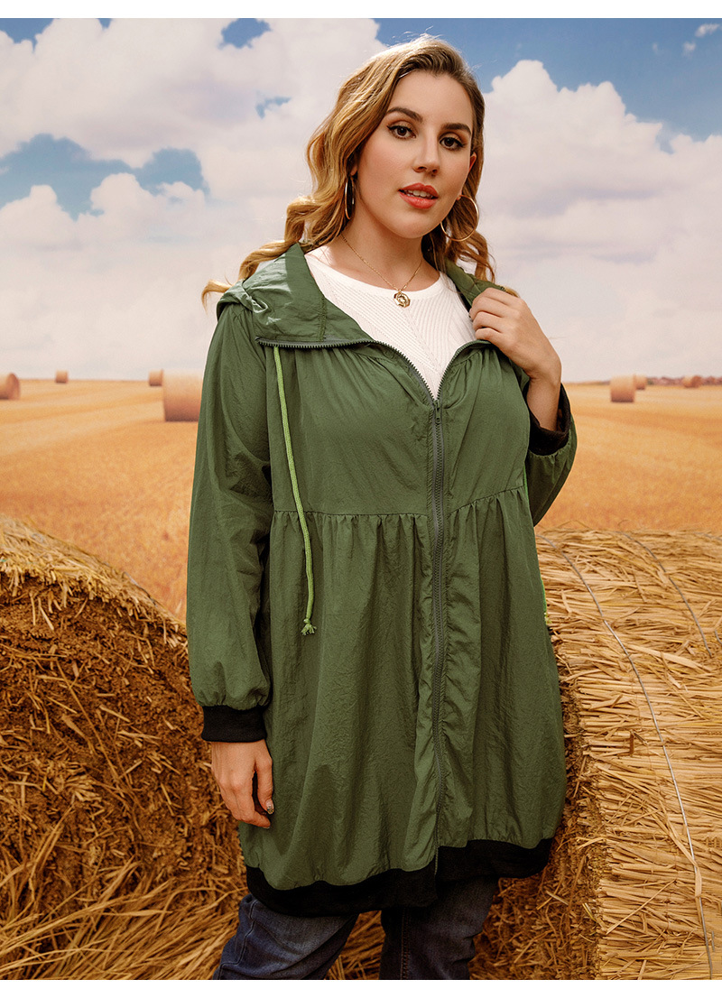 6005 plus size model
