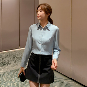 2020年韩版新品春季百搭休闲修身打底衫流行大码显瘦纯色长袖衬衫