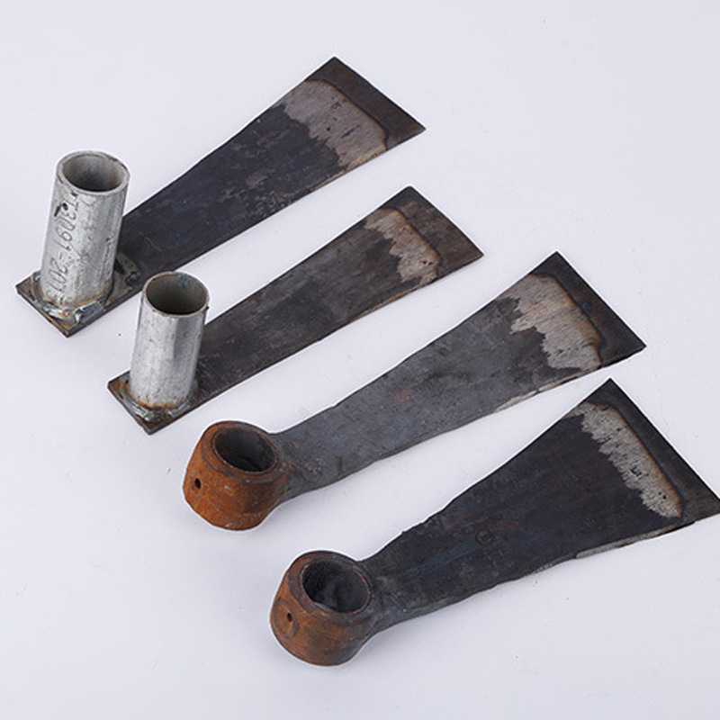 12640765002_385327594