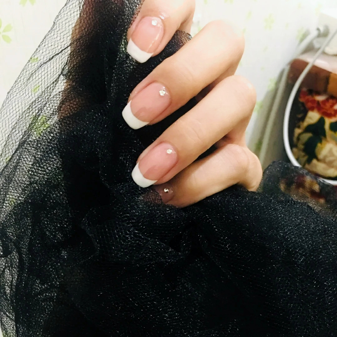 193-Francés desgaste romántico esmalte de uñas producto terminado producto desmontable Internet celebridad 24 piezas fototerapia falso parche de uñas novia