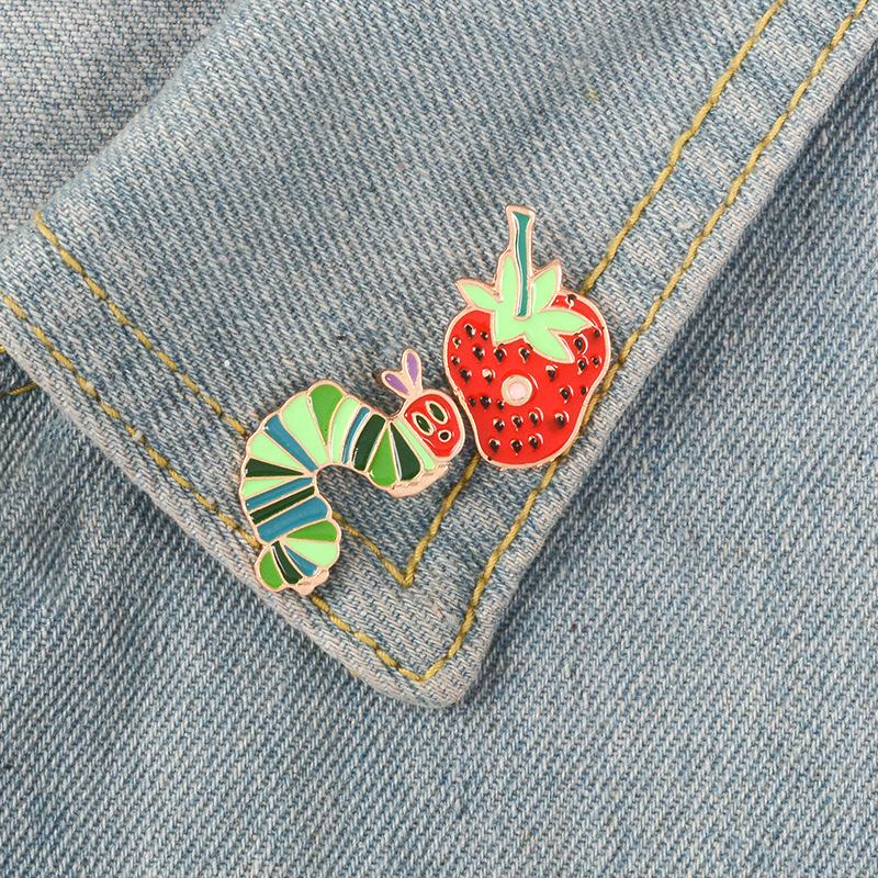Fashion Strawberry Alloy Stoving Varnish Unisex Brooches display picture 3