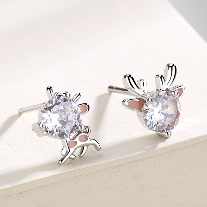 时尚韩版可爱小鹿银针耳钉女防过敏不对称耳饰小巧清新彩色饰品