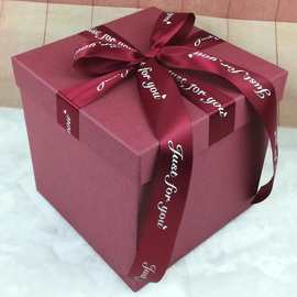 枣红色大礼品盒零食婚纱摄影套盒堆头橱窗摆设告白生日送礼物盒子