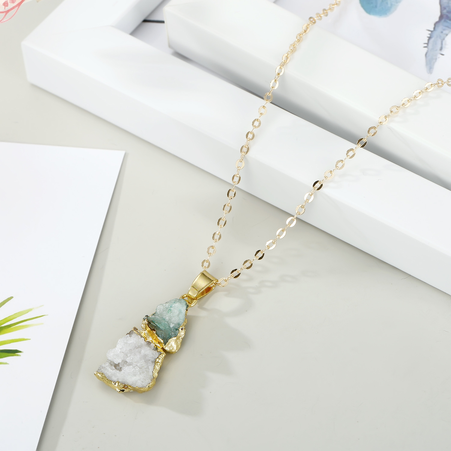 Jewelry Crystal New Simple Korean Necklace Natural Stone Irregular Stitching Pendant Necklace Bud display picture 6