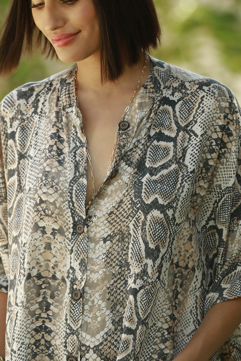 New Snake Print Robe Sun Protection Cardigan Beach Blouse Wholesale Nihaojewelry display picture 9